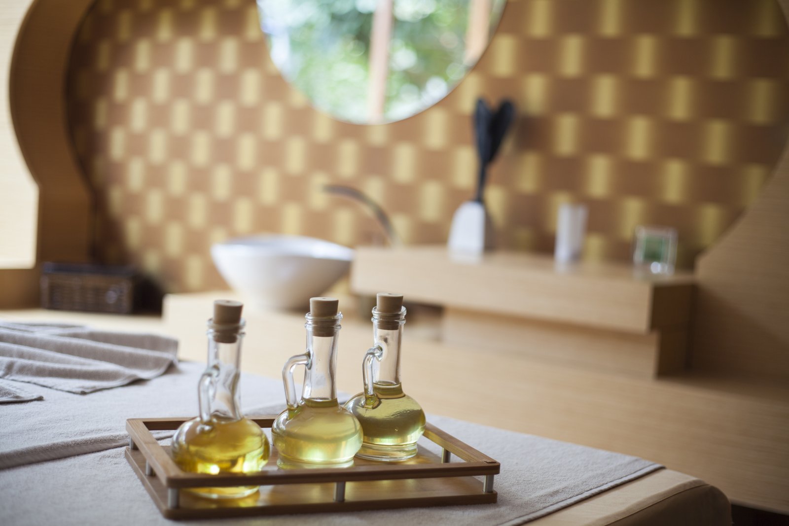 Aroma Massage